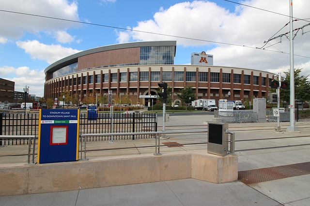 stadium-minnesota-university-usa تصنيف الجامعات الامريكية