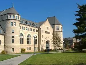 جامعة ولاية الغرب الاوسط
