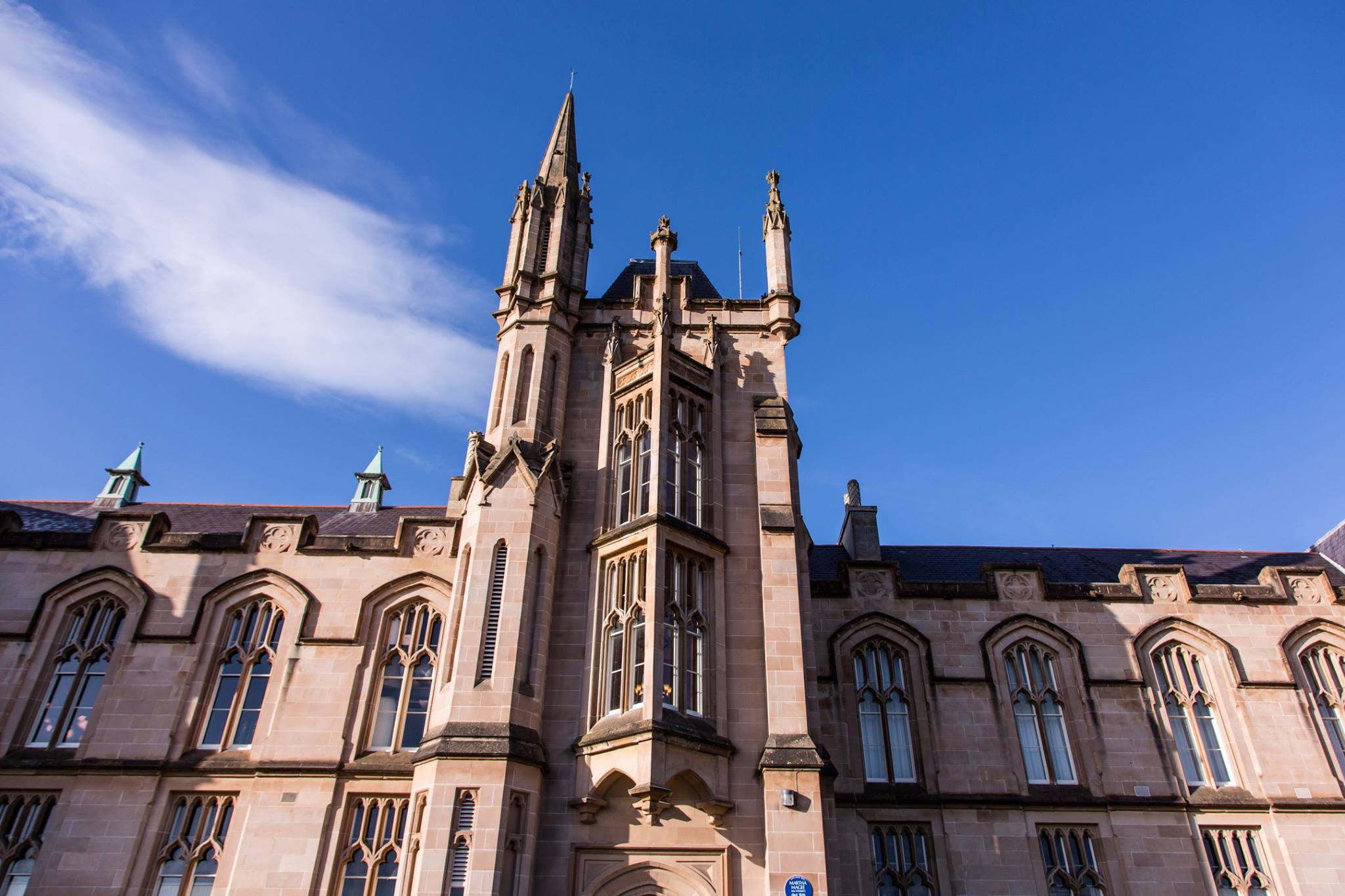 جامعة ألستر – Ulster University