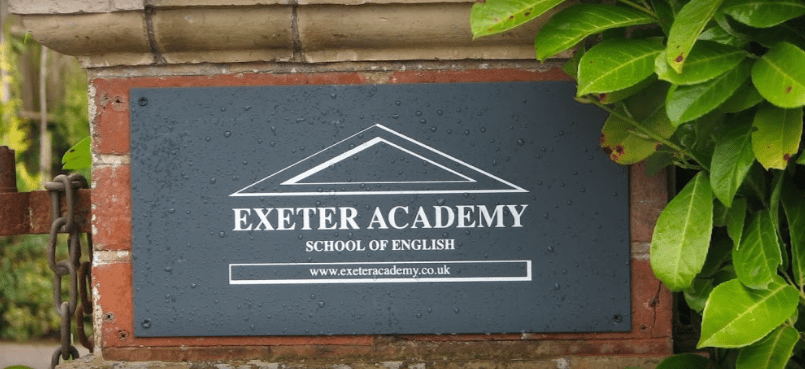 اكاديمية إكسيتر – EXETER ACADEMY