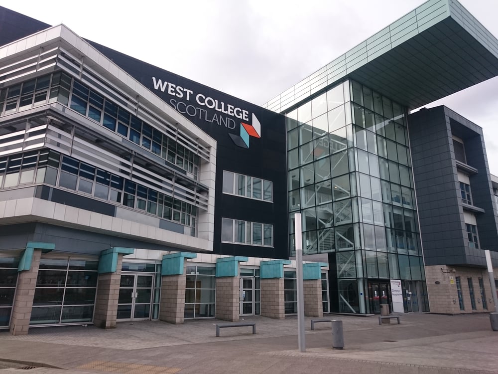 كلية أسكتلندا الغربية – WEST COLLEGE SCOTLAND