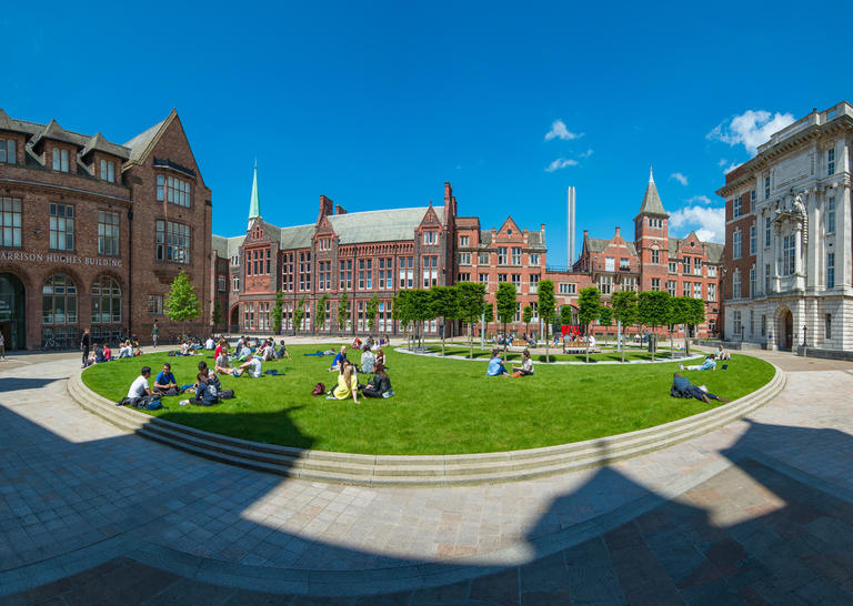 جامعة ليفربول University of Liverpool