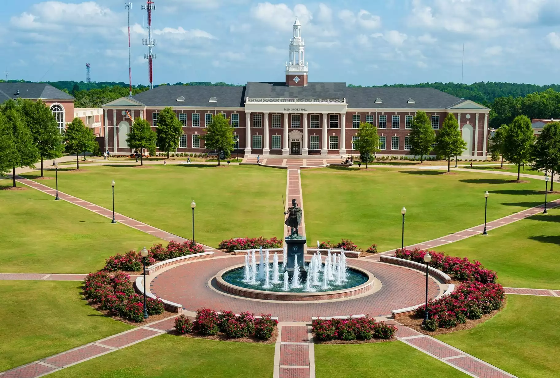 Troy University جامعة تروي