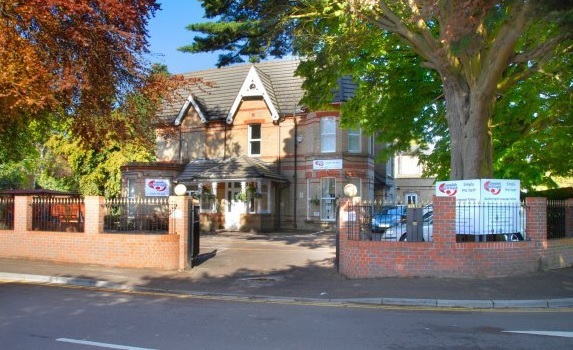 مدرسة كافنديش للغة الانجليزية Cavendish School of English