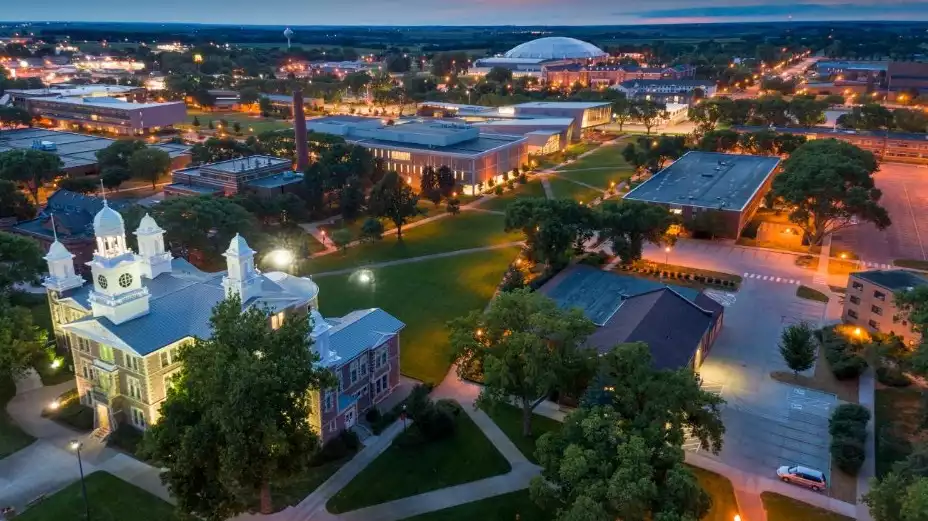 جامعة داكوتا الجنوبية University of South Dakota