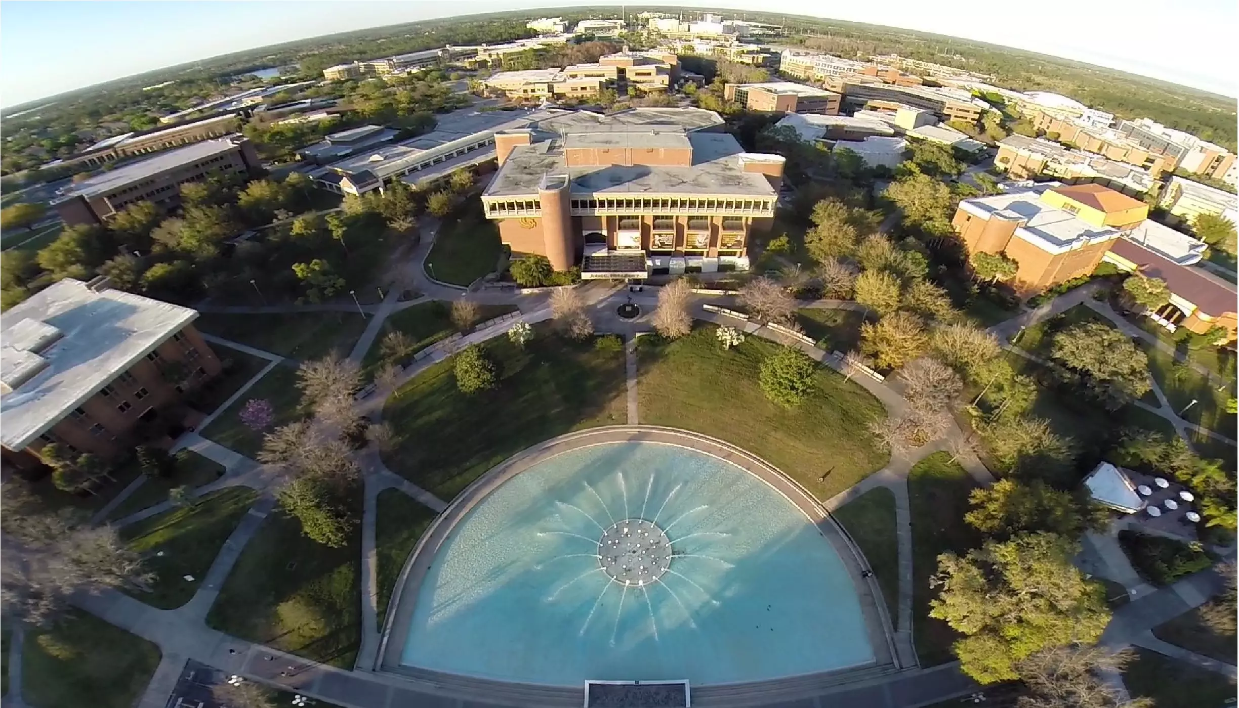 جامعة سنترال فلوريدا University of Central Florida