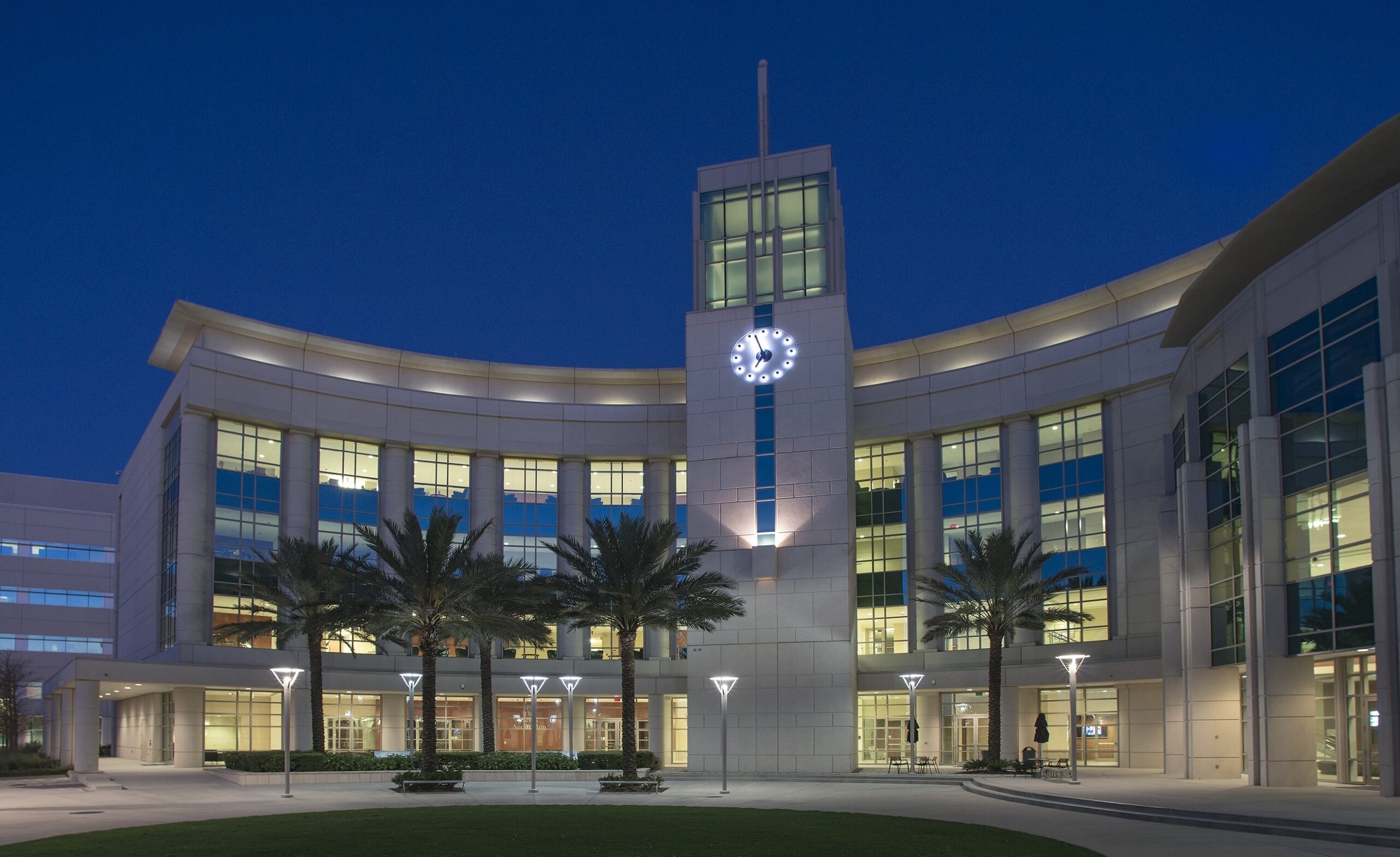 جامعة سنترال فلوريدا University of Central Florida